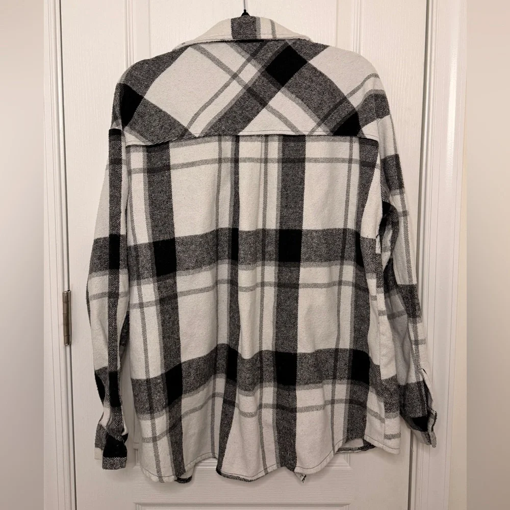 Plaid Button Down Shirt - Black and White - Picture 4 of 4